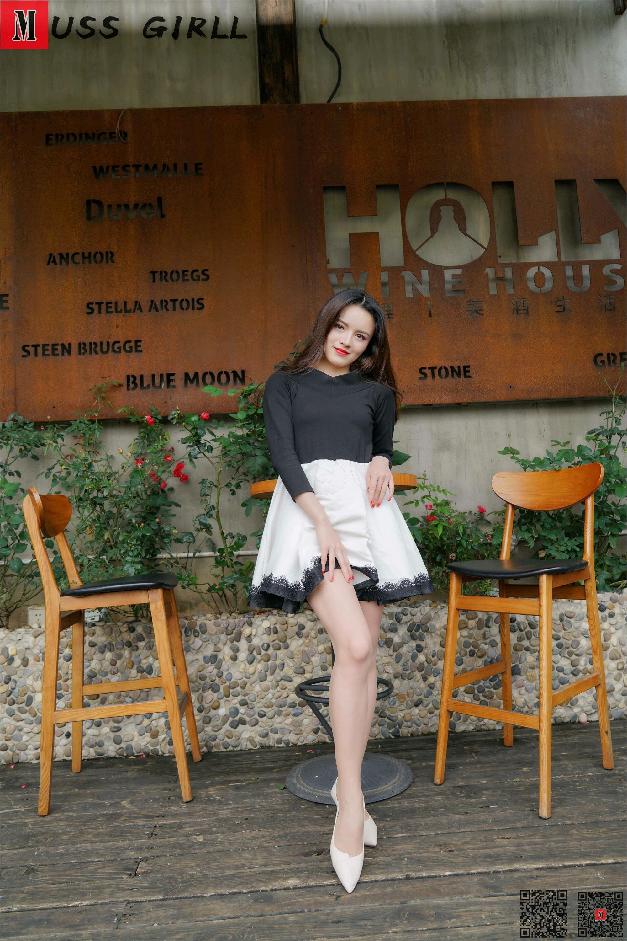 MussGirl慕丝女郎  NO.164 户外肉丝高跟